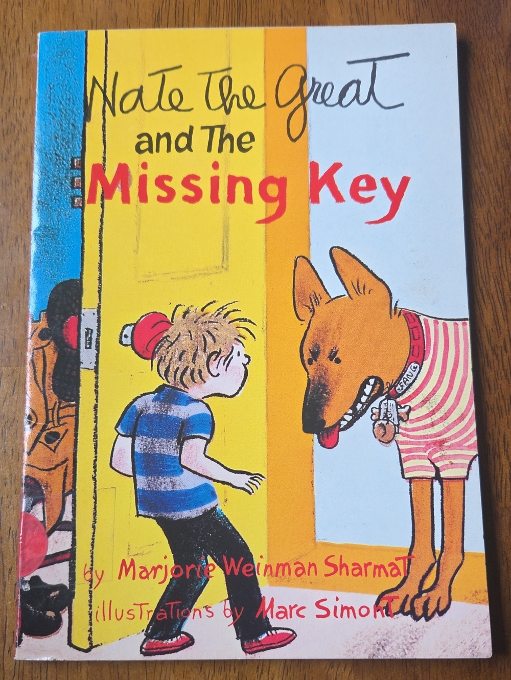 Nate the Great and The Missing Key - Illustrated Kids Book (Yellow/Blue/Red)